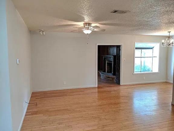 Building Photo - 7011 Whispering Oaks Dr