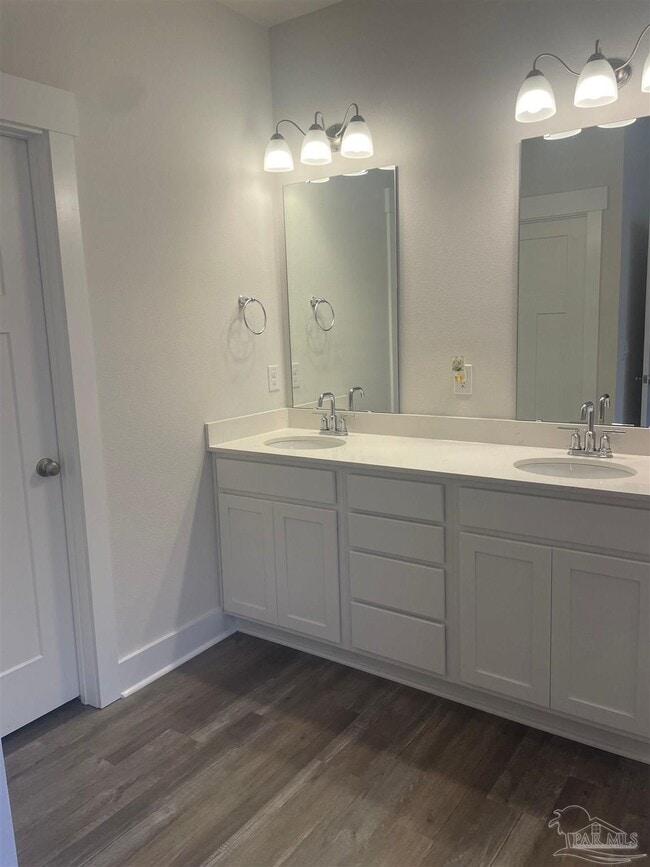 Building Photo - 5859 Sargassum Ln