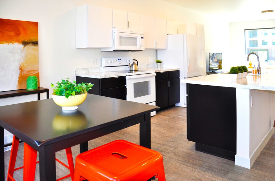 Fulton Place 616 Fulton St W Grand Rapids MI 49504 Apartment Finder