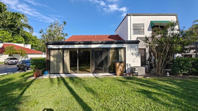 Building Photo - 385 NW 36th Ave