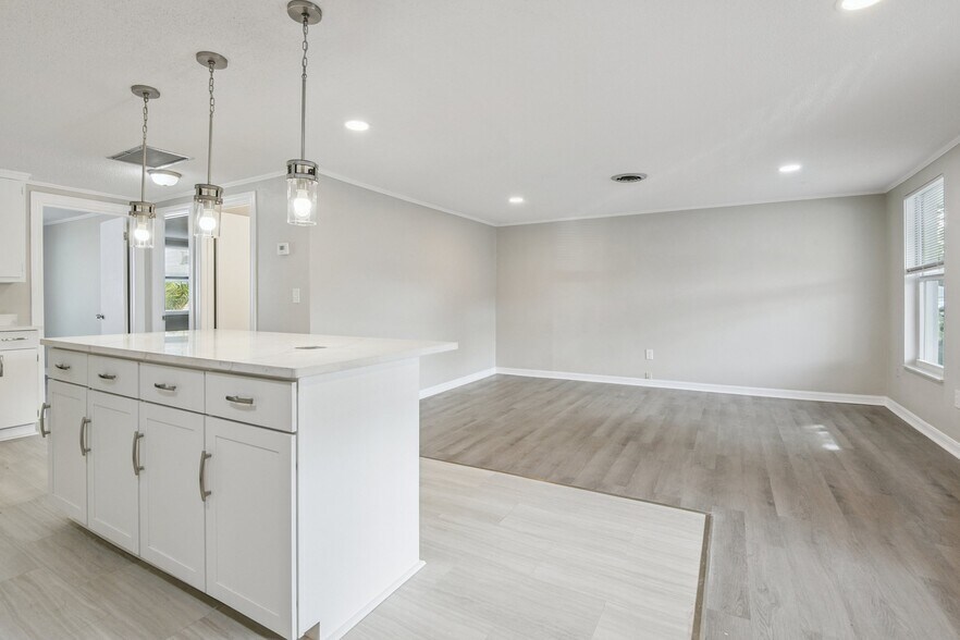 Building Photo - 1018 Osprey Ct