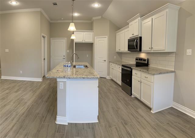 Building Photo - 1004 Hardaway Ln