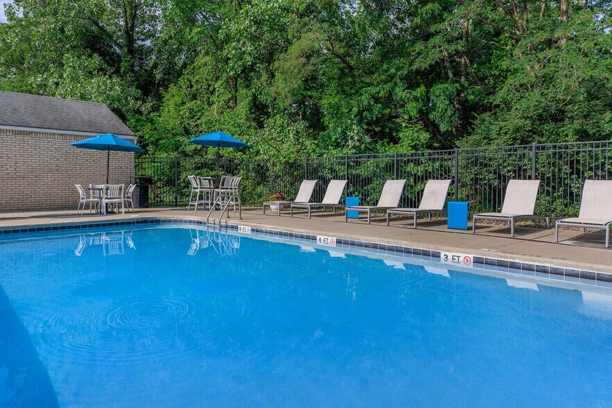 Mallard's Crossing Apartments 4004 E Normandy Park Dr Medina OH 44256