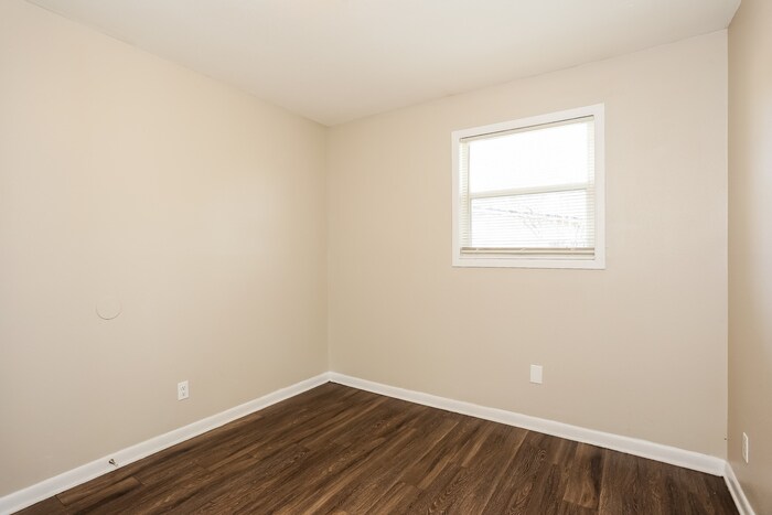 Building Photo - 6916 Jack Horner Ln