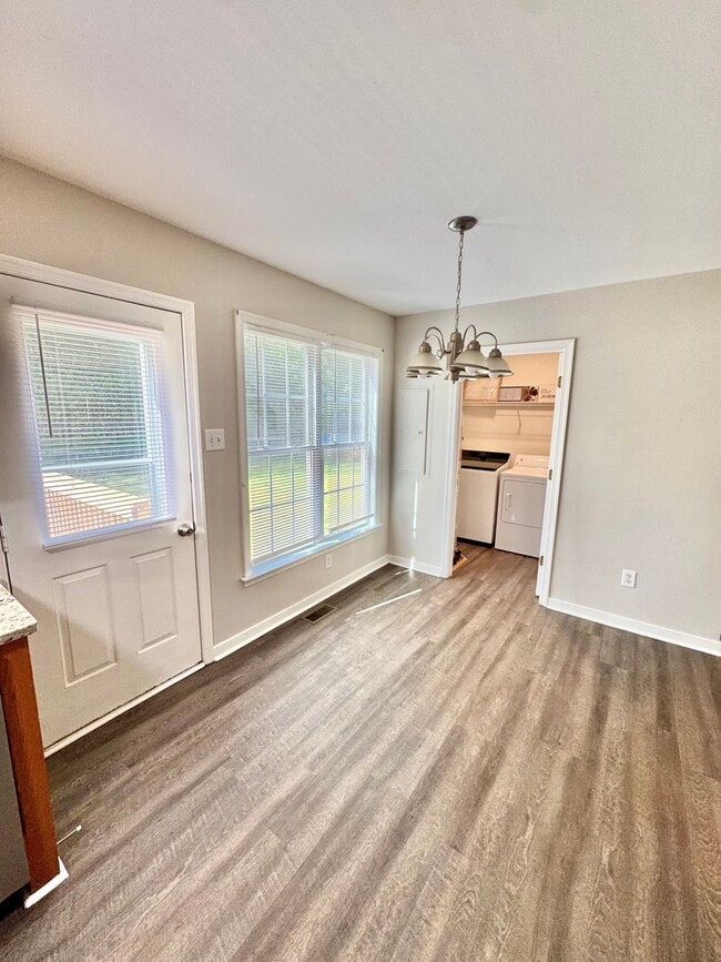 Building Photo - Move-in Ready! Beautifully Updated 4 Bedroom, 2.5 bath Home, located on a Quiet Cul-de-Sac in N. ...