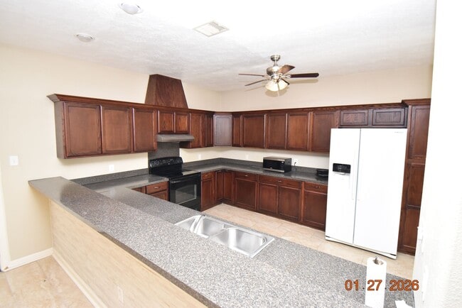 Building Photo - 3108 Avenue D