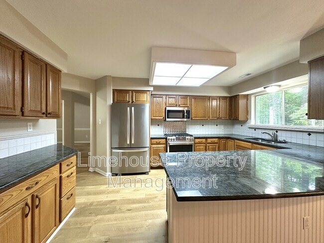 Building Photo - 2849 Crossings Dr