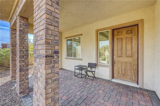 Building Photo - 7931 Campers Village Ave