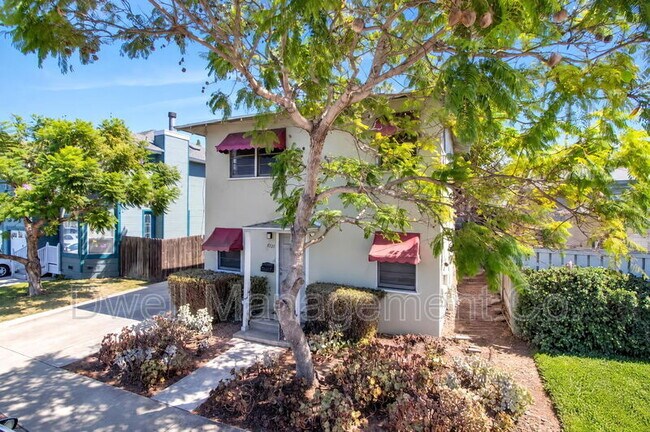 Building Photo - 4833 Cypress St