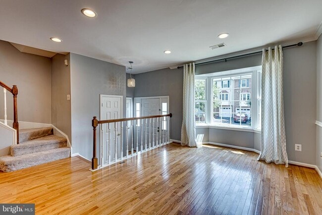 Building Photo - 8508 Blue Bird Woods Ct