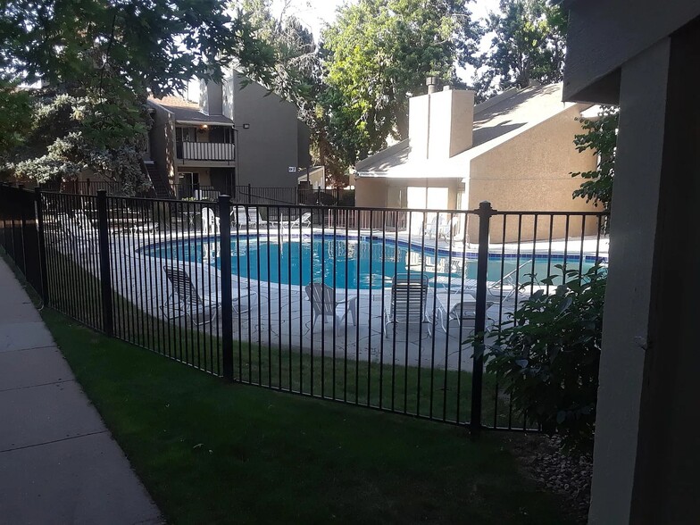 Building Photo - 5300 E Cherry Creek South Dr
