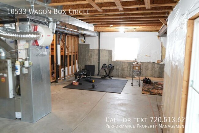 Building Photo - 10533 Wagon Box Circle-