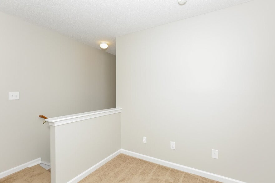 Building Photo - 5271 Moonlight Trail SW