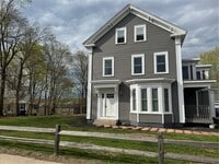 Building Photo - 87 Maple Ave