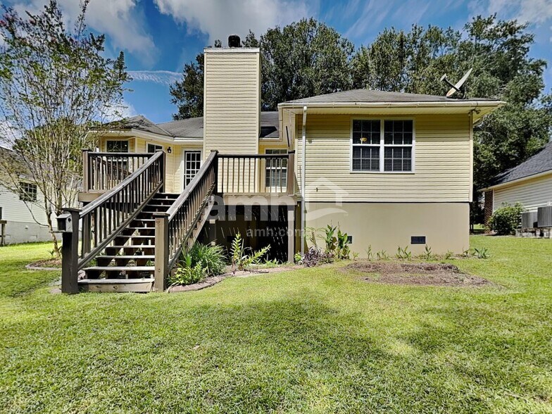 Building Photo - 505 Dresler Rd