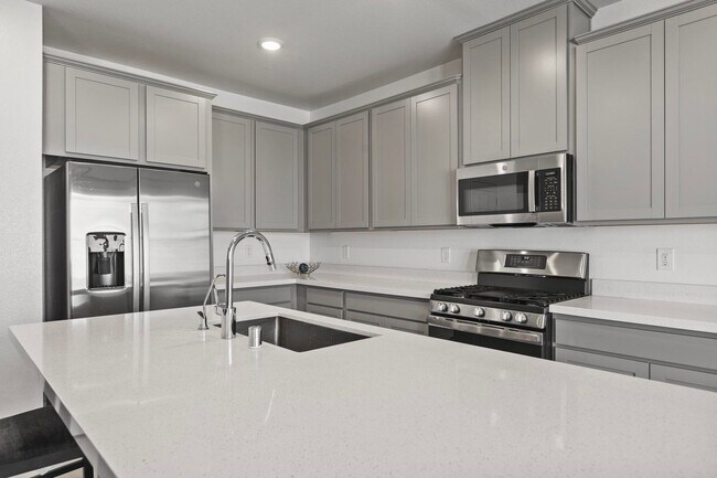Building Photo - Desirable Inspirada Next-Gen Home! 4 Bedro...