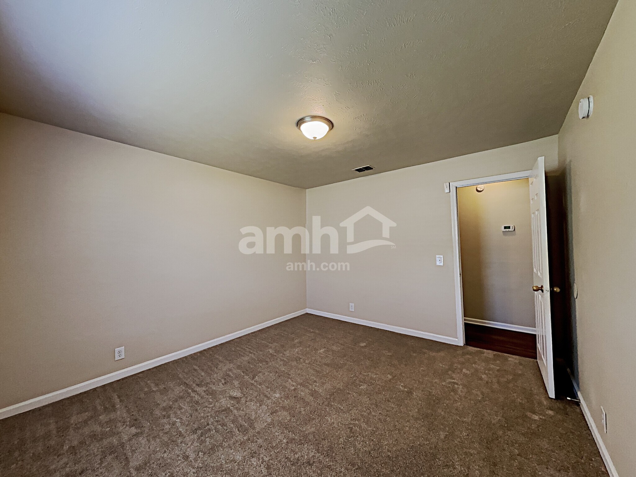 Building Photo - 4489 Lavergne Couchville Pike
