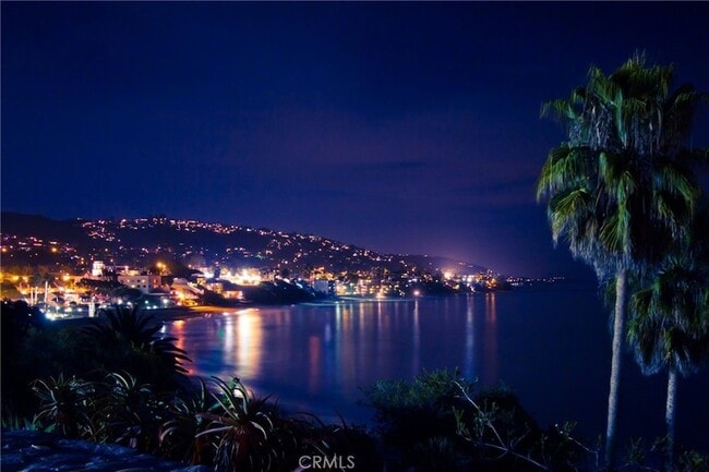 Building Photo - 358 Cliff Dr