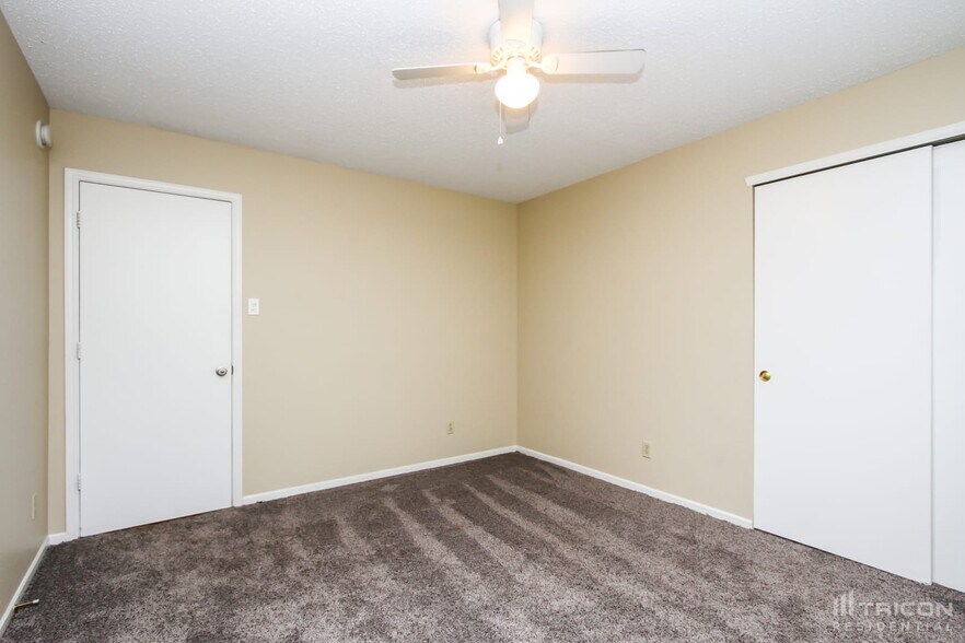 Building Photo - 1392 Lavender Dr