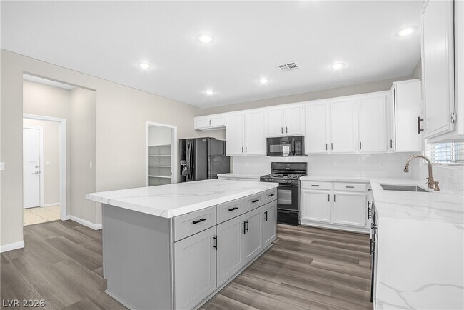 Building Photo - 11273 Accademia Ct