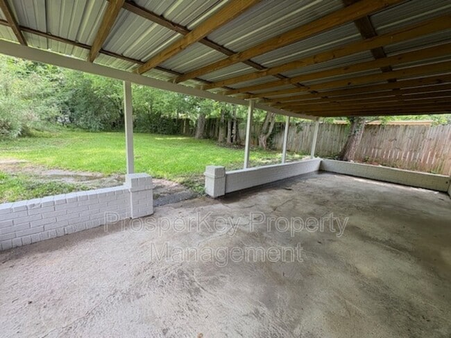 Building Photo - 1437 Beaumont Dr