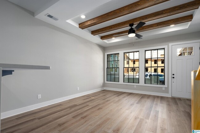Building Photo - 1105 Windsor Sq