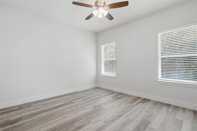 Building Photo - 16475 SE 89th Terrace