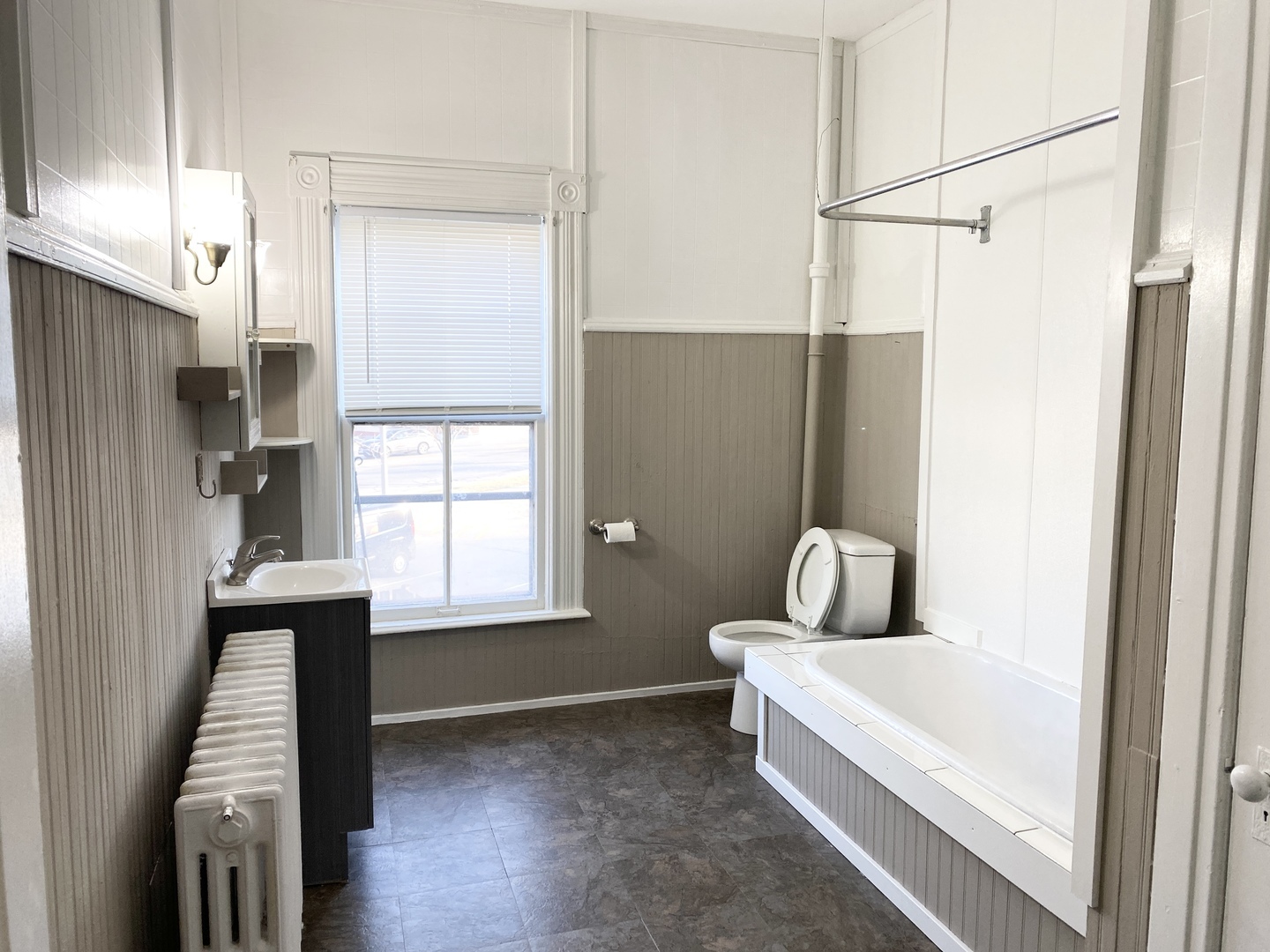 Bathroom - 207 Washington St