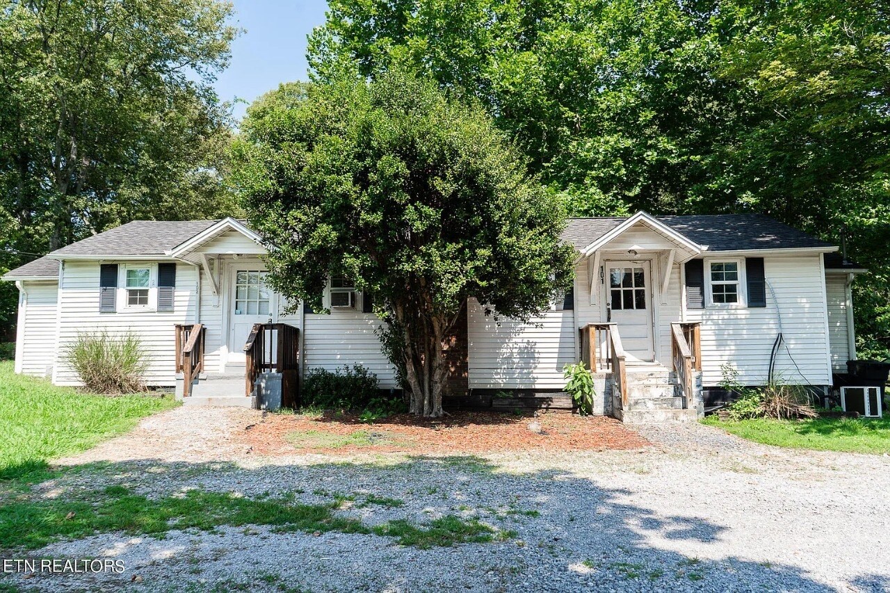 Building Photo - 203 Kensi Dr