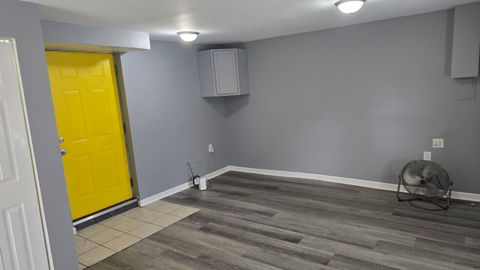 Building Photo - 2313 Georgia St