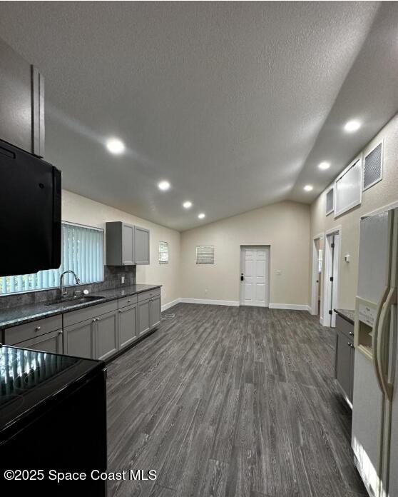 Building Photo - 1153 Carlton Dr