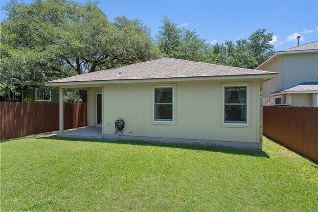 Building Photo - 2304 Jesse Owens Dr