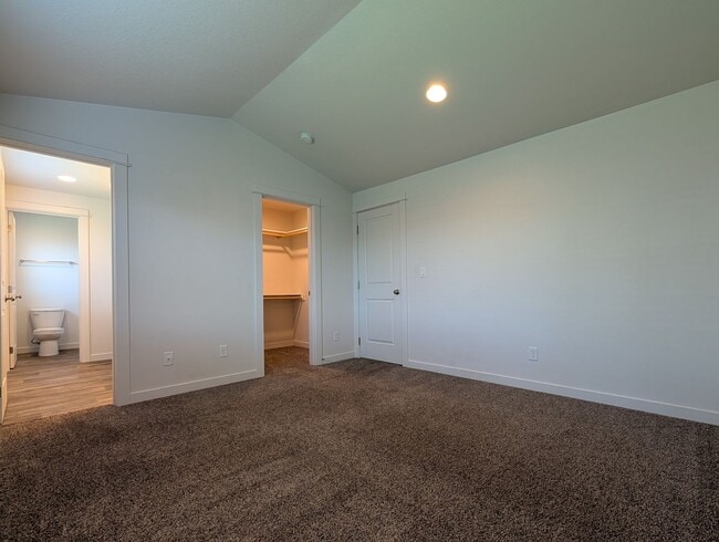 Building Photo - Beautiful 3-Bedroom, 2-Bath Home in Springfield!