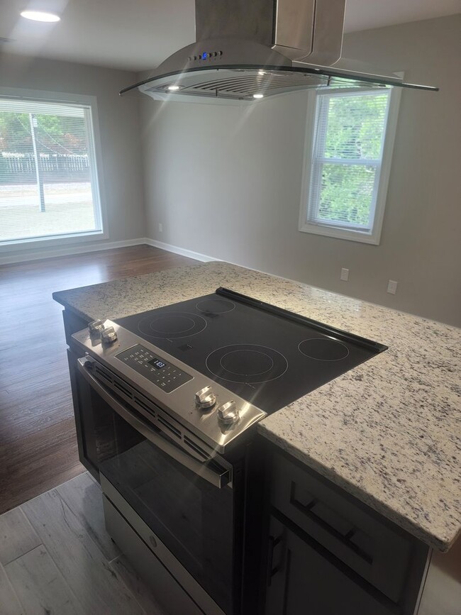 Building Photo - Harlem - Columbia County