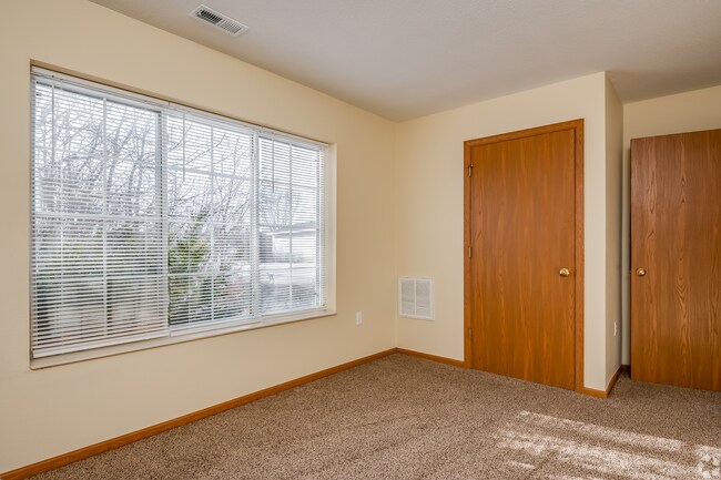 Building Photo - Modern 2-Bed/2-Bath Condo Style Apartments...