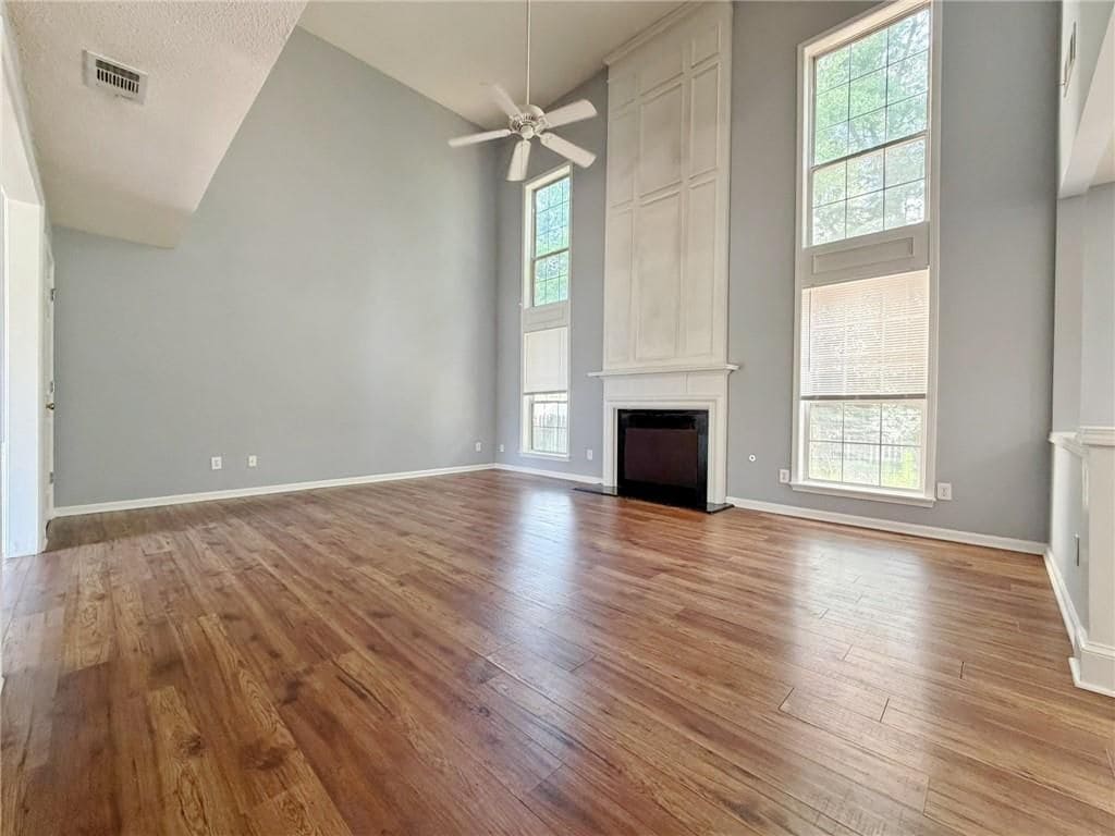 Building Photo - 11545 Carriage Park Ln
