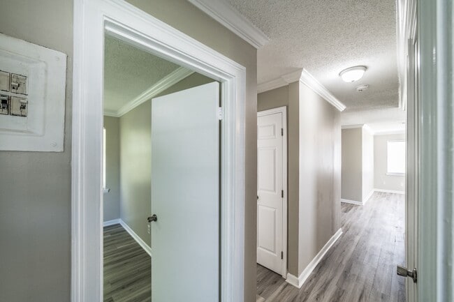 Building Photo - 5204 Grizzard Rd NW