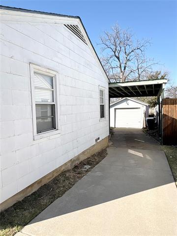 Building Photo - 3619 Falls Dr