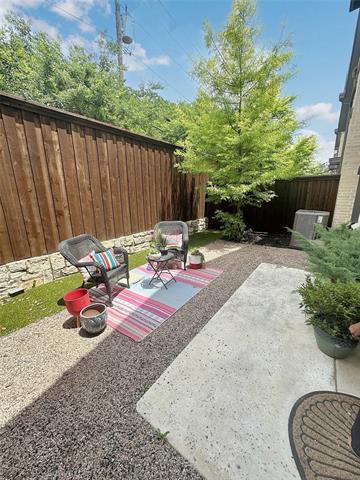 Building Photo - 2309 Rook Dr
