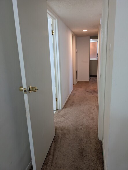 Building Photo - 4410 Groombridge Way