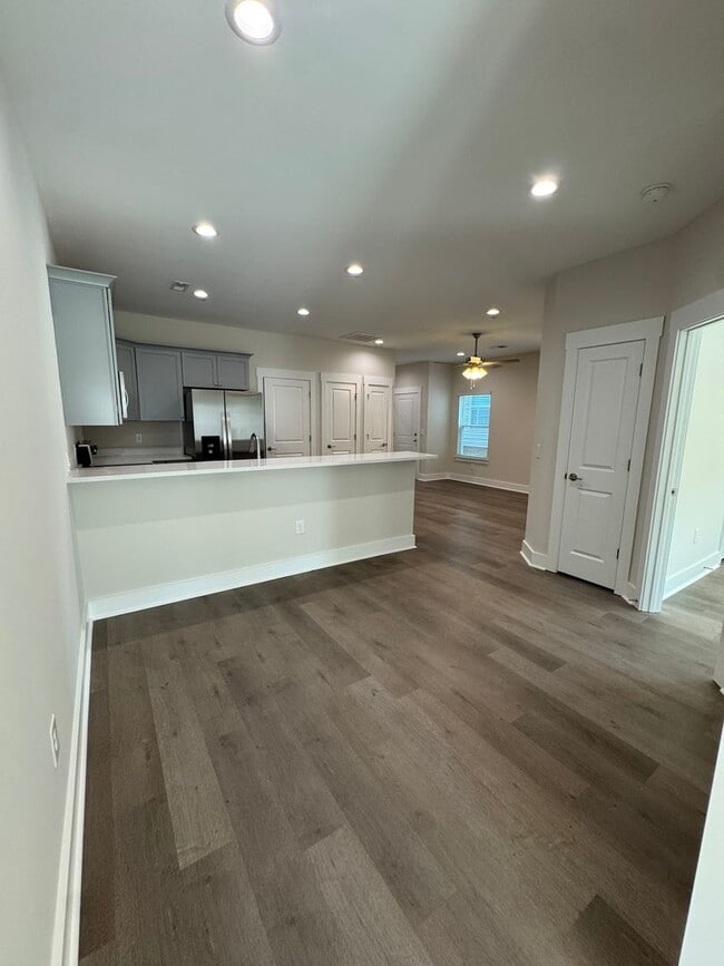 Building Photo - 113 Brawley Villas Pl