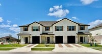 Building Photo - 1ST MONTH RENT FREE