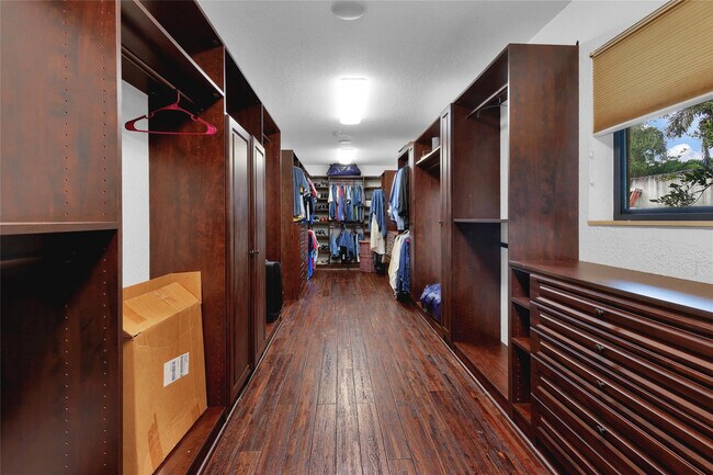 Building Photo - 14701 SW 63rd St