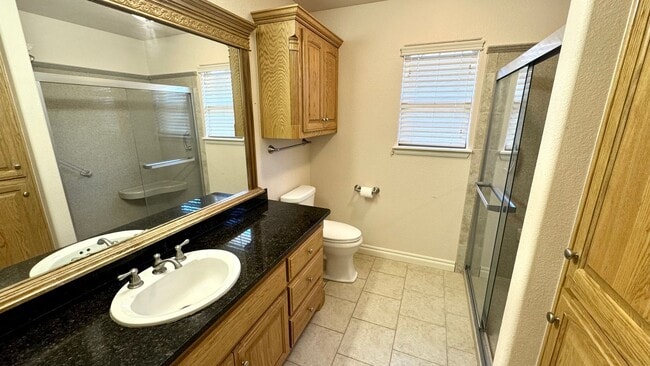 Building Photo - Spacious Stonegate Retreat with Home Office & Outdoor Living