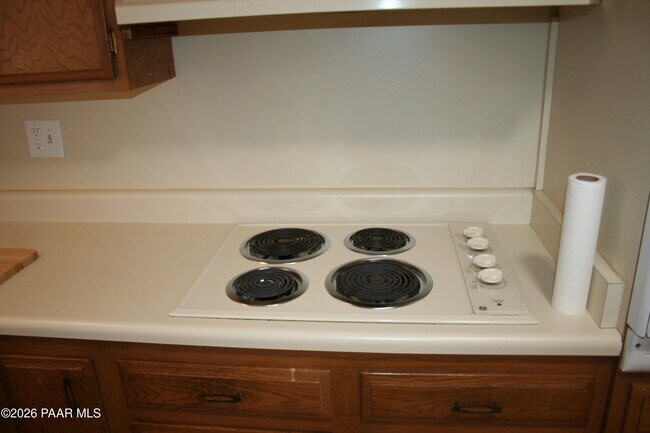 Building Photo - 11014 W Cheryl Dr