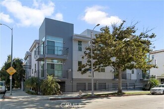 Building Photo - 12908 Bloomfield St