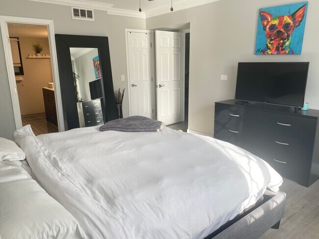 Building Photo - 1150 Homewood Blvd