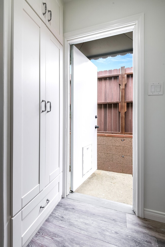Laundry Room / Side Door - 618 Grand E Ave