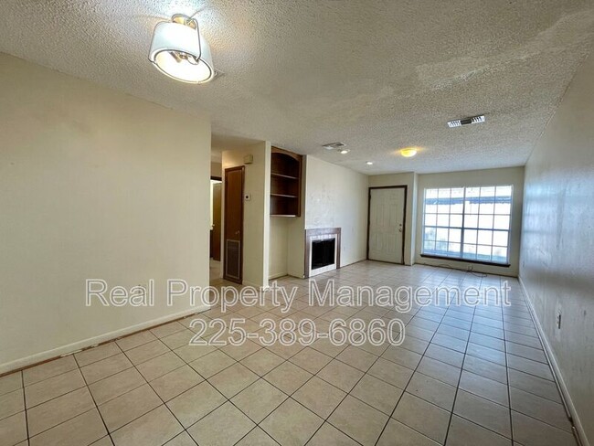 Building Photo - 10642 Stanley Aubin Ln