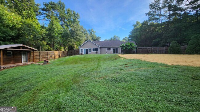 Building Photo - 135 Riverside Ct